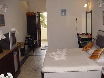 Hotel Dolphin Bay Goa Exterior foto